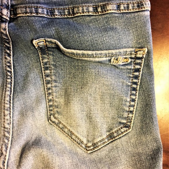 HOLLISTER High Rise Super Skinny Ripped Jeans | 1R - Picture 9 of 15